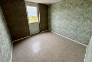  Appartement à louer 5 pièces 90 m²