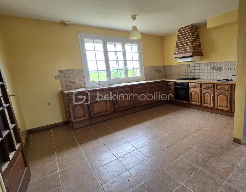 Vente Maison 'Beau potentiel pour cette maison familiale de 4 chambres avec grand jardin' Louviers