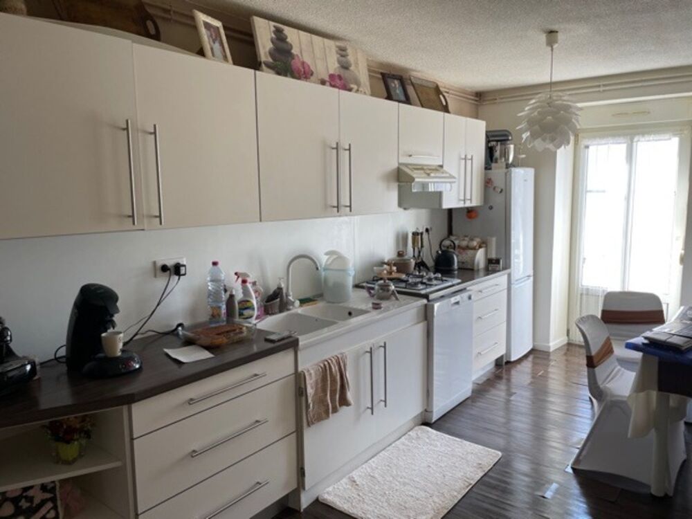 Vente Immeuble Dpt Vosges (88), à vendre CONTREXEVILLE immeuble de 4 APPARTEMENTS face PARC THERMAL Contrexeville