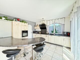  Maison � vendre 7 pi�ces 140 m�