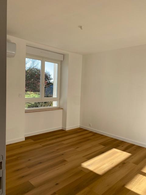  Maison � louer 6 pi�ces 150 m� Hanvec