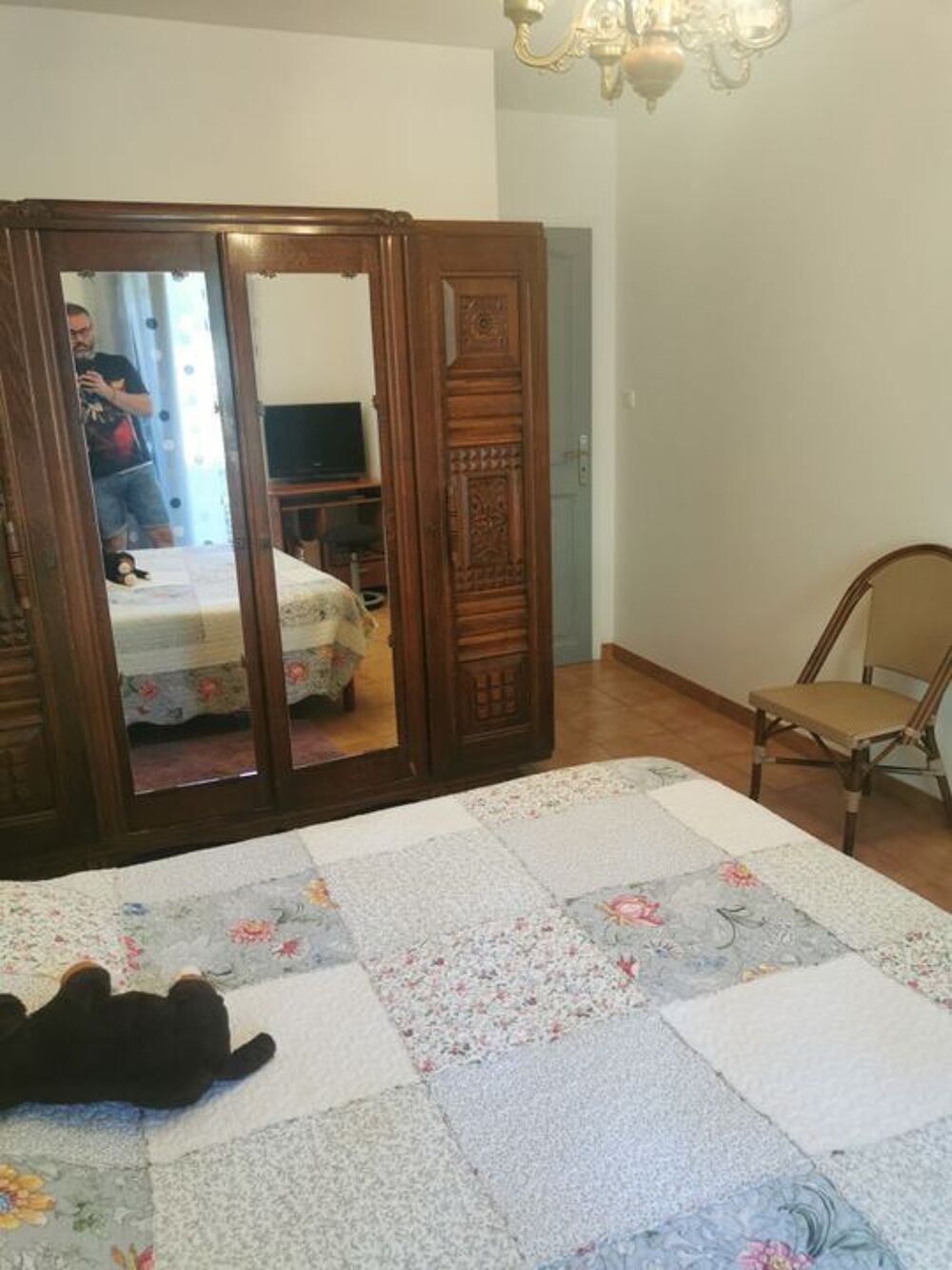 Location Appartement Chambre de 15m2 à louer sur Châteauneuf-le-Rouge Chateauneuf le rouge