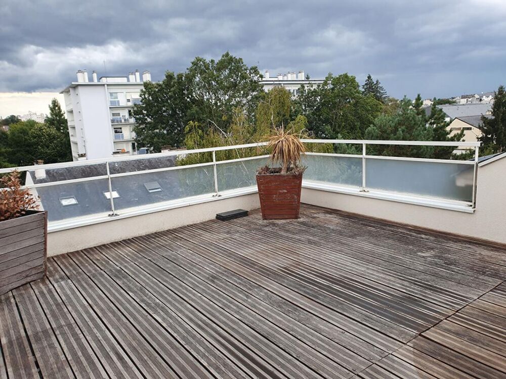Vente Appartement Nantes - Procé- Beau T3 avec  2 terrasses dont une de 47m2 orientée sud - 2 stationnements et cave Nantes