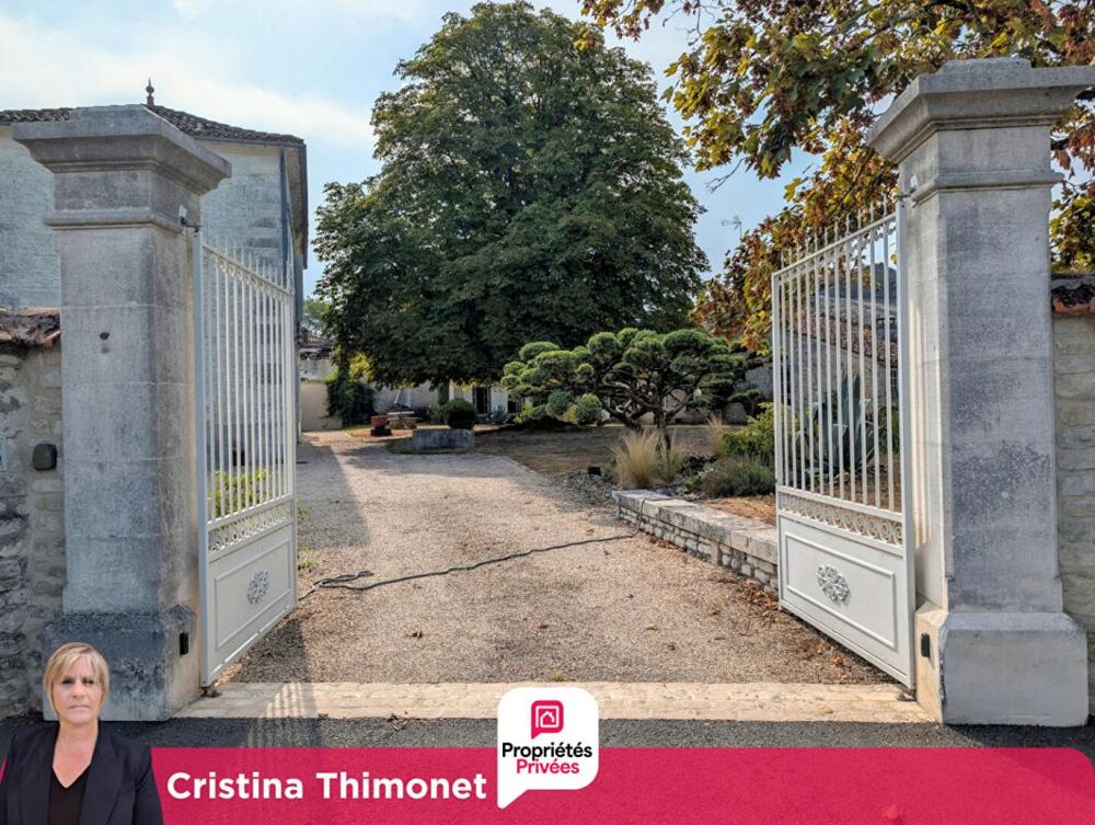 Vente Maison Maison de Caractère  204m² du XVIII Siècle à Salignac Sur Charente réf 459959 Salignac sur charente