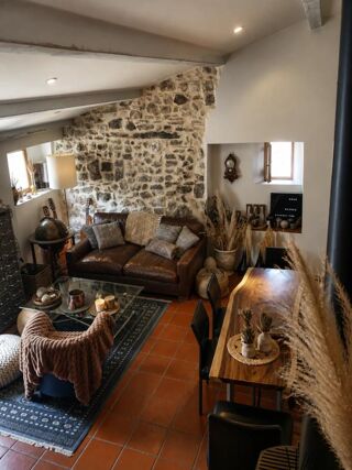  Propriété/château à vendre 14 pièces 113 m²