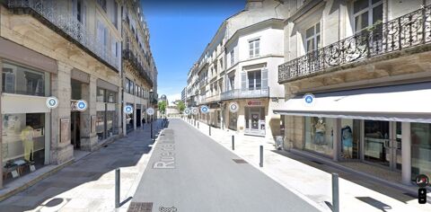Dpt Dordogne (24), à vendre PERIGUEUX - Magasin Emplacement N° 1 .Surface commerciale de 65 m² 80000 24000 Perigueux