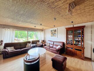  Propri�t�/ch�teau � vendre 15 + pi�ces 550 m�