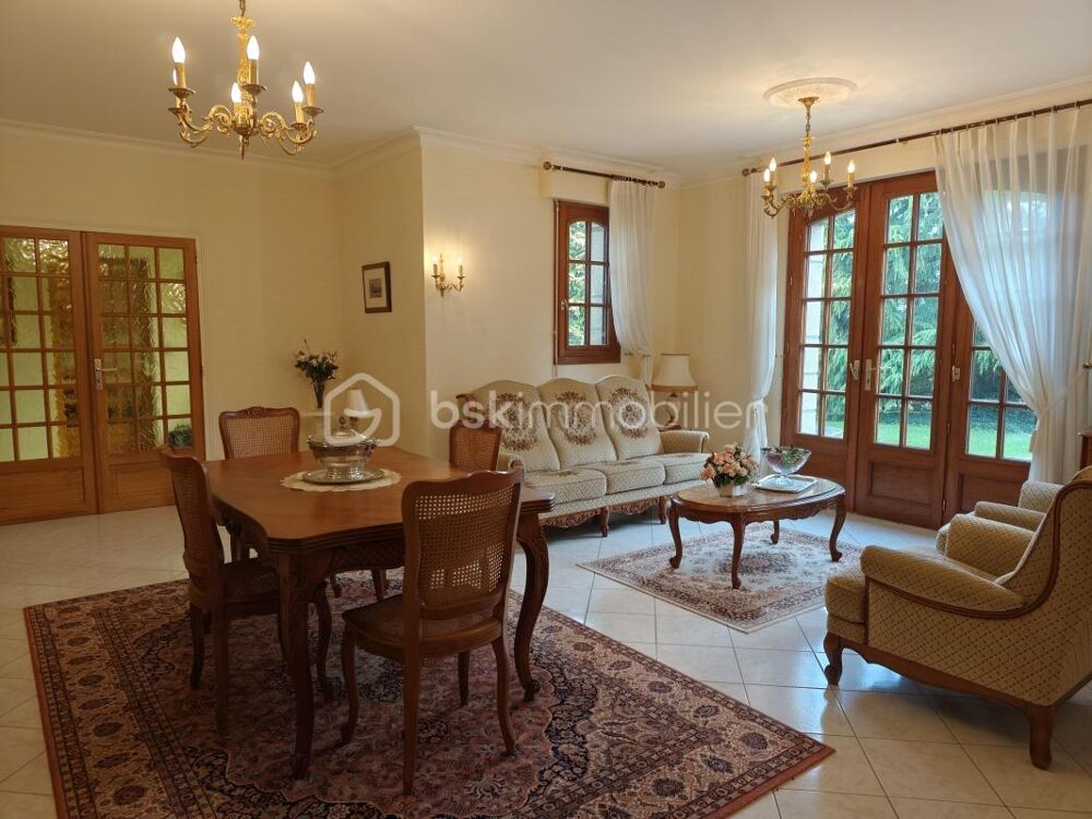 Vente Propriété/Château Demeure familiale de caractère aux lignes architecturales élégantes Saint james