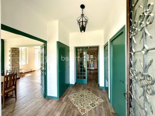  Propri�t�/ch�teau � vendre 9 pi�ces 257 m�