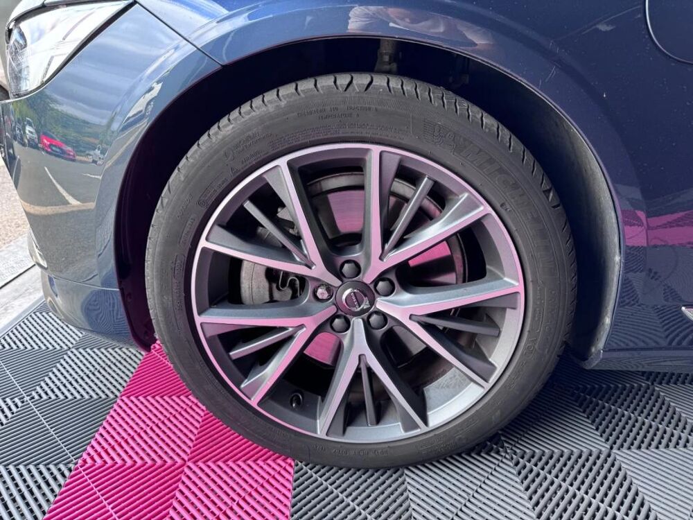 V90 T8 Twin Engine 303 + 87 ch Geartronic 8 Inscription 2019 occasion 77250 Moret Loing Et Orvanne