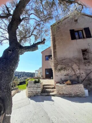  Villa à vendre 10 pièces 318 m²