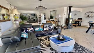  Villa � vendre 6 pi�ces 220 m�