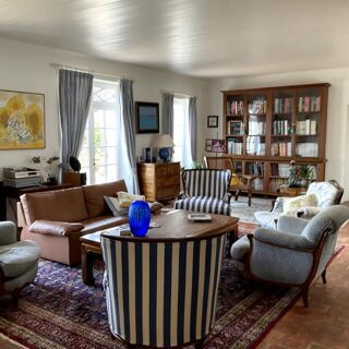  Proprit/chteau  vendre 12 pices 404 m