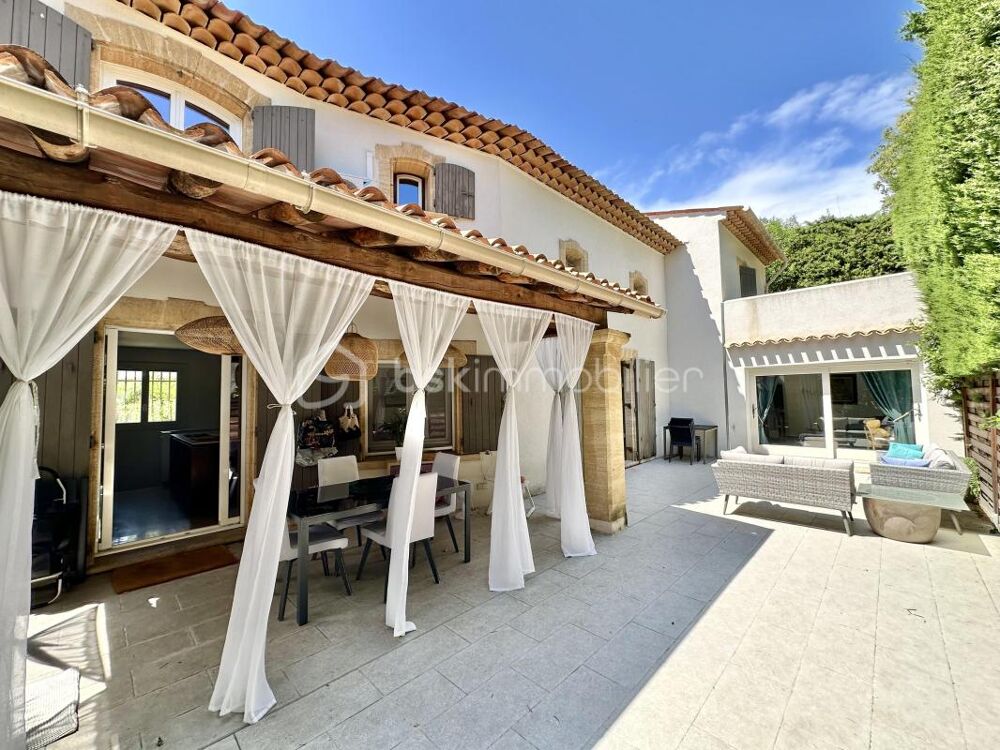 Vente Villa CANNES - PETIT JUAS - A VENDRE -  VILLA DE CHARME 177m2 - JARDIN, PISCINE CHAUFFÉE, DOUBLE GARAGE - AU CALME A 10MIN DE LA CROIS Cannes