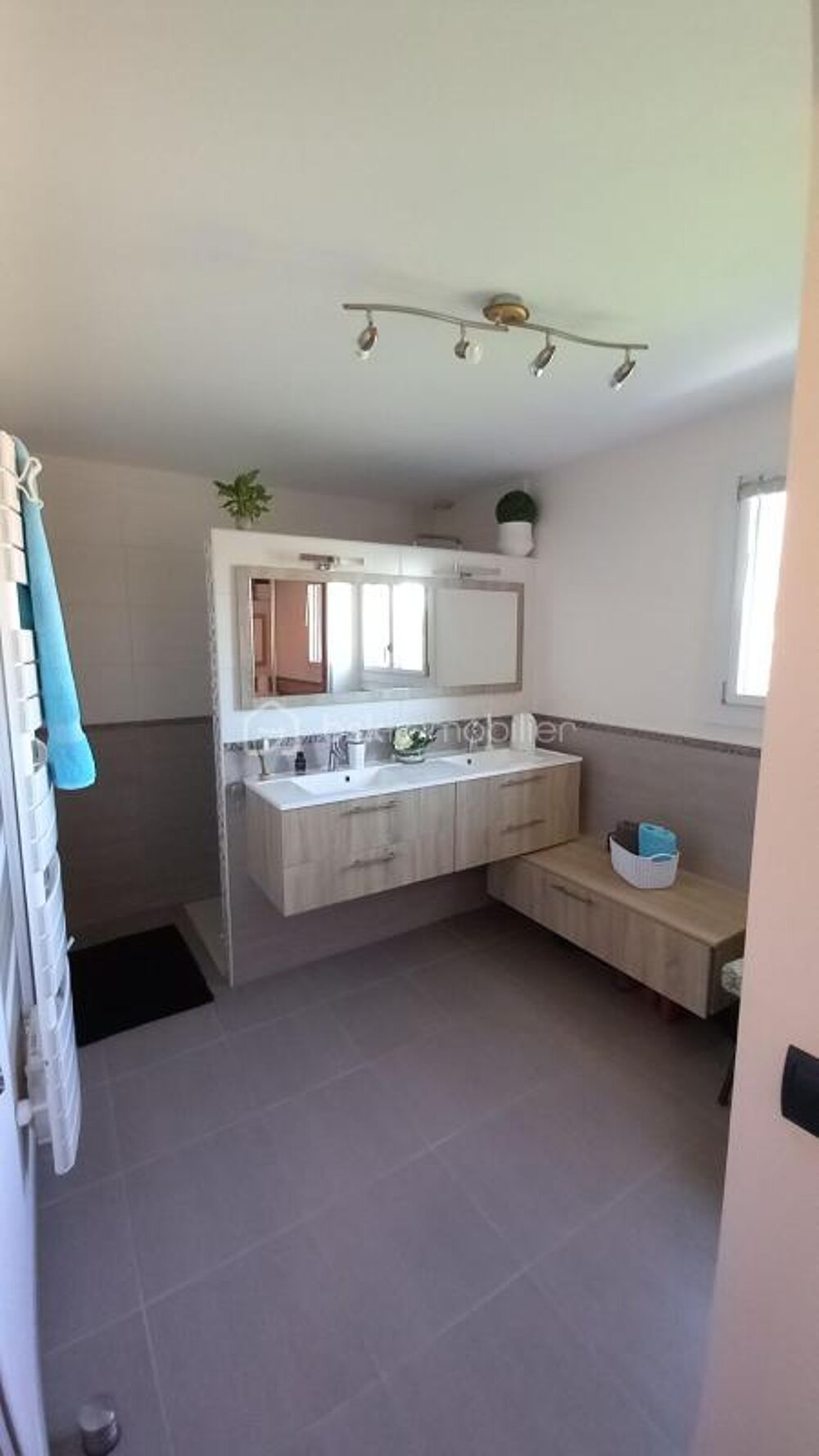 Vente Maison Maison 5 pièces 137 m2 Bagnols sur ceze