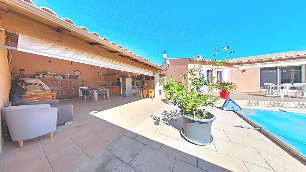 Maison Saint Nazaire D Aude 5 pièce(s), piscine, cuisine d'été, garage