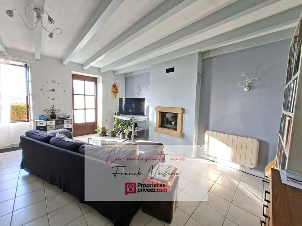 A VENDRE en Exclusivité aux Herbiers, maison de 104 m2 avec 2 chambres (possibilité 3° chambre) et 1 bureau sur une parcelle de