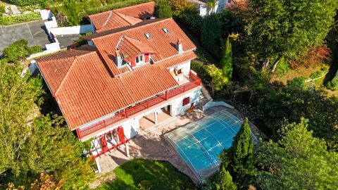   Maison  vendre 5 pices BASSUSSARRY (64) Maison - 5 pice(s) - 190 m