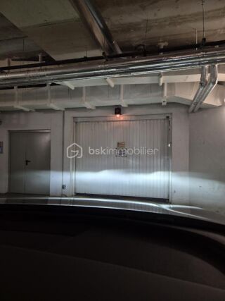  Parking / Garage � louer 12 m�