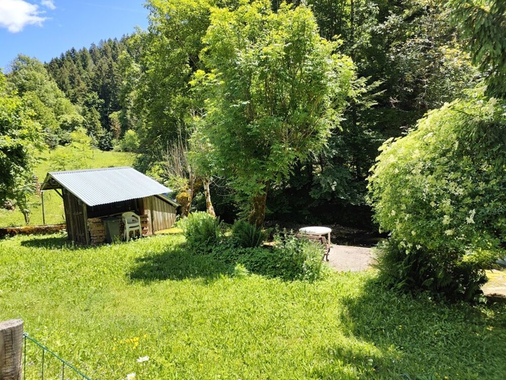 Vente Maison St Pierre de Chartreuse, maison début XXe avec deux appartements et jardin – Proche centre Saint pierre de chartreuse