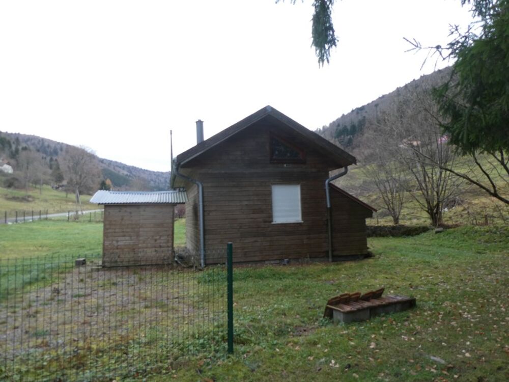 BUSSANG (88) Chalet T3 de 23m² à aménager et à rénover , terrain 1060m²
