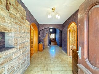  Maison � vendre 7 pi�ces 245 m�