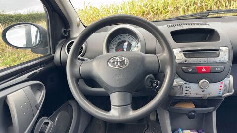 Aygo 1.0 VVT-I 68 Confort 2009 occasion 76230 Isneauville