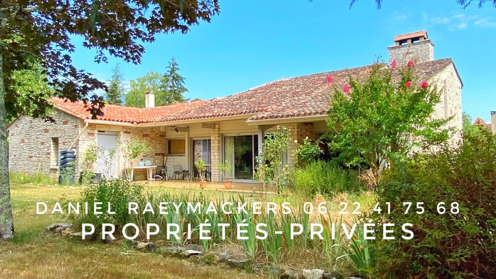 Maison d'architecte Sourzac entre Bordeaux et Périgueux avec piscine sur parc clos
