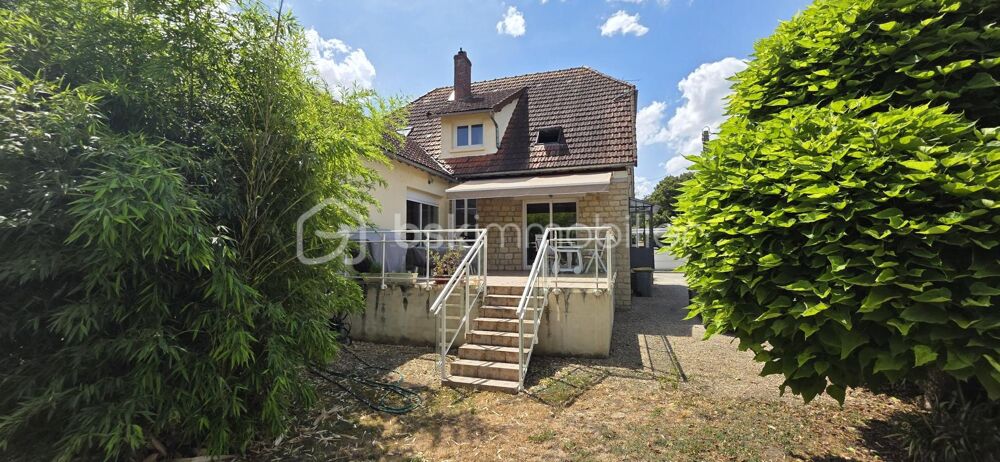 Belle Maison Bourgeoise au Charme Authentique à Sens
