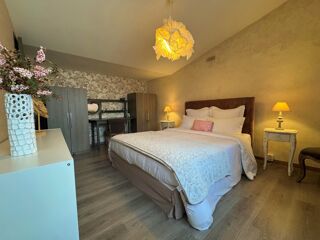  Maison � vendre 10 pi�ces 340 m�