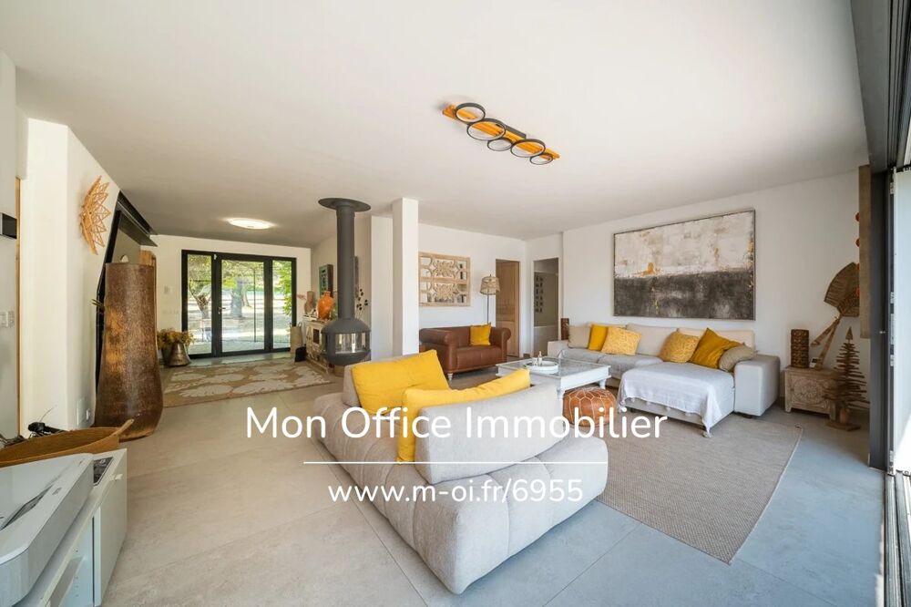 à vendre  Propriété/château Éguilles (13510)