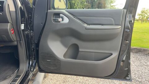Navara 3.0 V6 dCi 231 BVA7 Double Cab Ultimate Edition 2015 occasion 76190 Saint Martin De L If