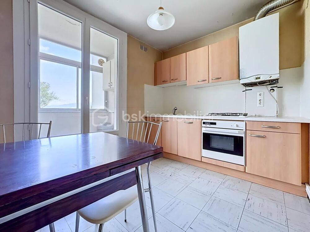 Vente Appartement T5 TRANSFORMÉ EN T4 AVEC GARAGE EN SUS, PLACE DE PARKING ET VUE DÉGAGÉE Saint martin d heres