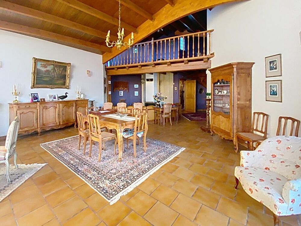 EXCLUSIVITE Maison de 5 pièces avec dépendance/ local d'activité de 3 pièces de 55 m2