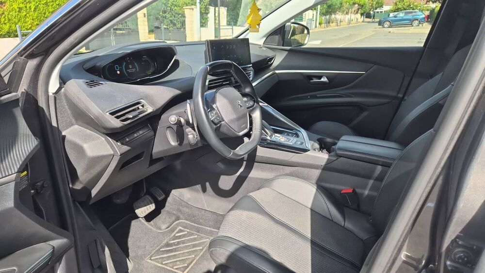 3008 II 1.6 THP 300 Hybrid4 EAT8 Allure Pack - Automatique 2021 occasion 95700 Roissy En France