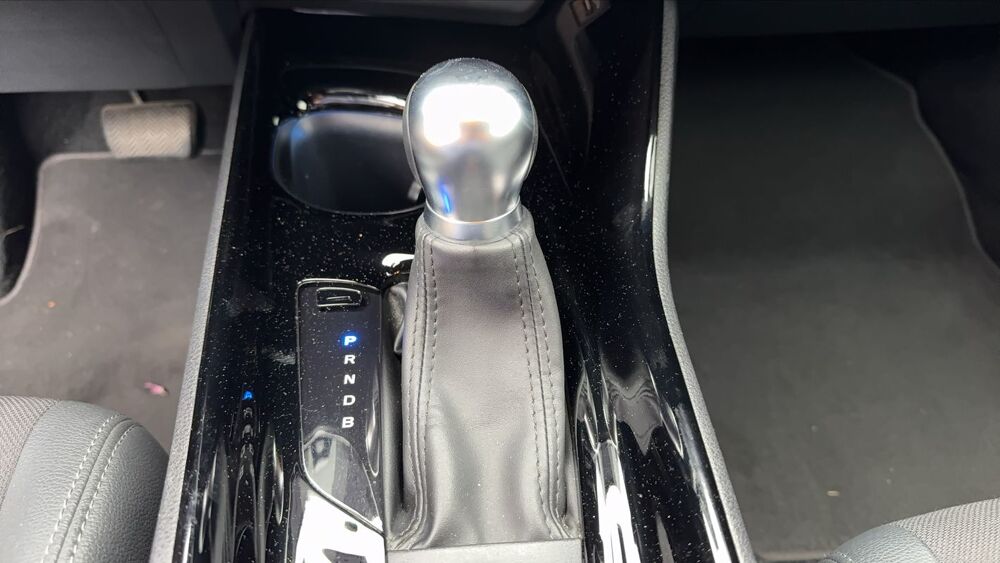 C-HR 1.8 VVT-i 122 Hybride CVT Design - Premi&egrave;re main Entretien c 2023 occasion 72000 Le Mans