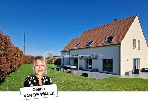   Magnifique propri�t� avec jardin et tr�s belles prestations ! Propri�t�/ch�teau - 8 pi�ce(s) - 240 m�