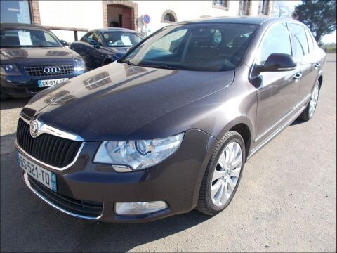 Skoda Superb PRAHA 2.0 TDI 140 CV 2008 occasion Montchevrel 61170