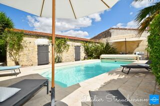  Maison  vendre 8 pices 322 m