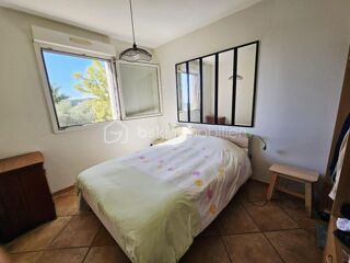  Propri�t�/ch�teau � vendre 11 pi�ces 242 m�