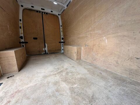 Crafter VAN II 2.0 TDI 102 30 L3H3 BUSINESS LINE PRIX TTC 2019 occasion 78240 Chambourcy
