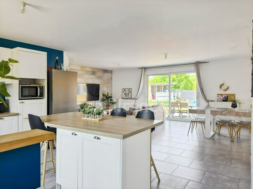 Vente Maison Pavillon récent de 145 m² avec 4 chambres, DPE C ! Saint celerin