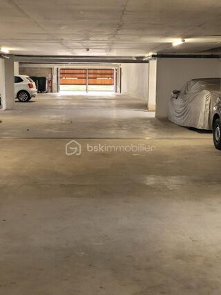  Parking / Garage � louer 12 m�