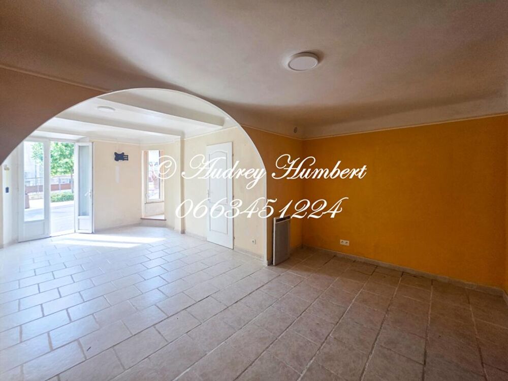 VALENSOLE, MAISON DE VILLAGE de 86 m² avec terrasse, jardinet et combles