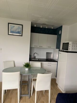  Appartement à louer 1 pièce 24 m²