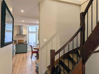  Immeuble � vendre 6 pi�ces 175 m�