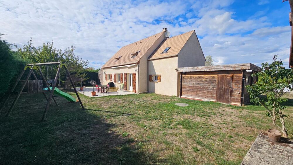 Vente Maison Houdan 15 mn / Maison familiale récente avec de beaux volumes / 4/5 chambres Houdan