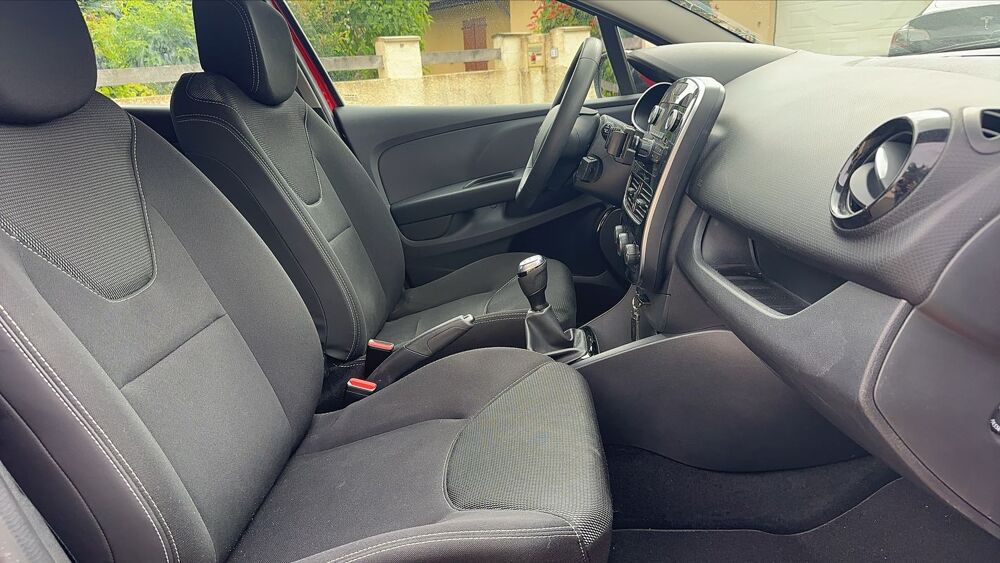 Clio IV 0.9 TCe 75 Business - Premi&egrave;re main 2019 occasion 38300 Bourgoin Jallieu