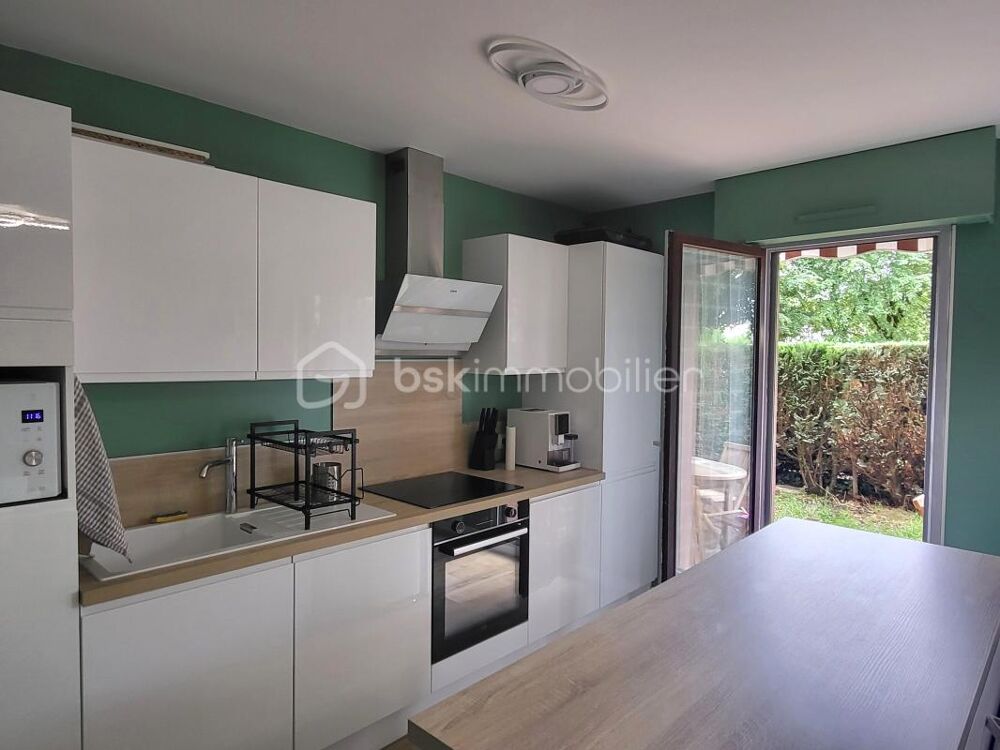 Vente Appartement Sublime 2 piéces TT confort + Grande Terrasse 40 m2 Livry gargan