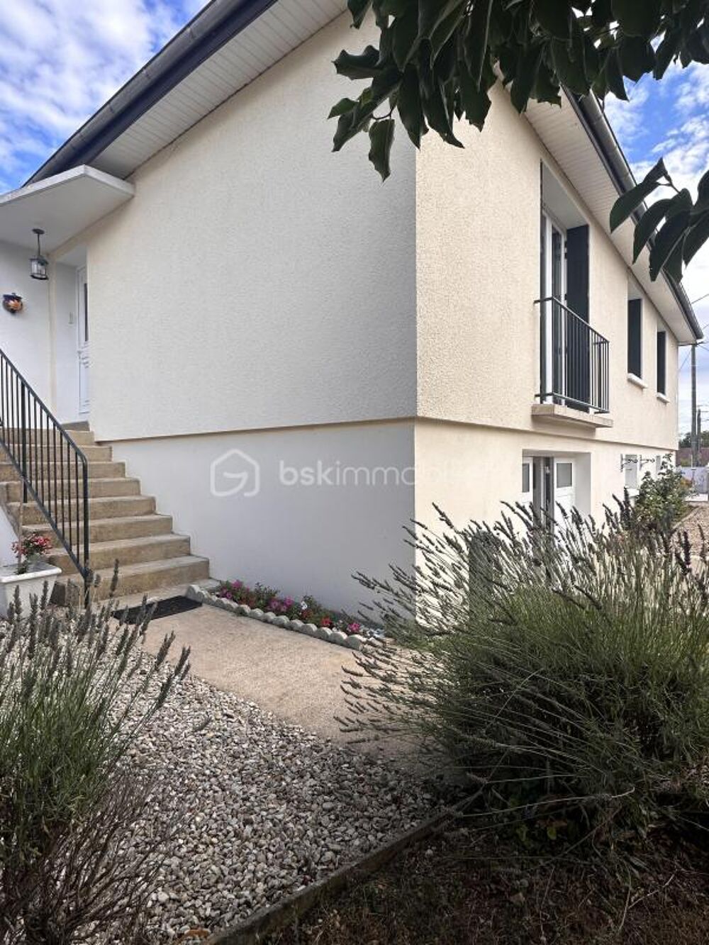 Vente Maison Joli pavillon Laroche saint cydroine